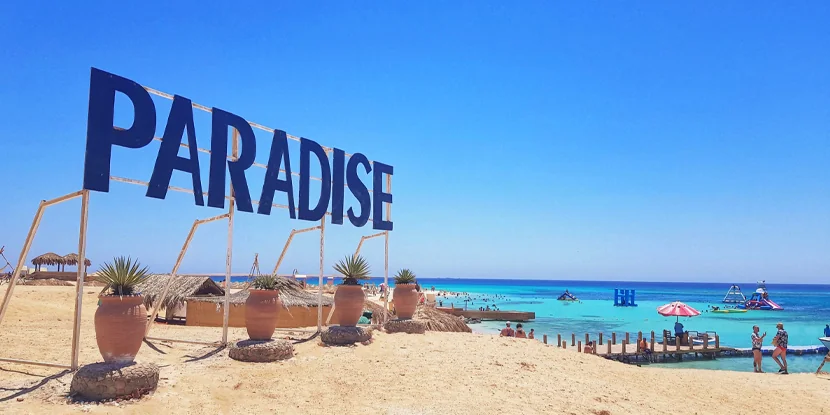 Paradise island trip from Hurghada